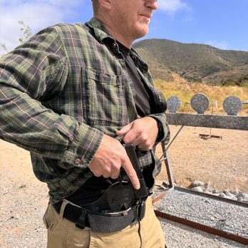 Protector CCW & Firearms Training - Draw from concealment - Firearm Training Near Me Protector CCW & Firearms Training - Draw from concealment - Firearm Training Near Me