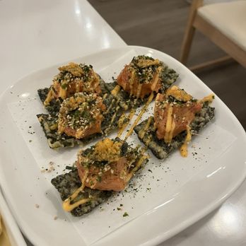 Sushi Nori - Crispy nori tuna appetizer - Sushi Bars Near Me - Seattle, Washington Sushi Nori - Crispy nori tuna appetizer - Sushi Bars Near Me - Seattle, Washington