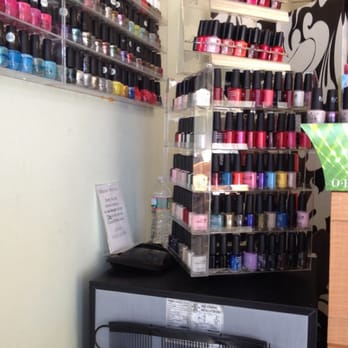 Anna's Nails & Spa - Nail Salons Near Me - Melrose, Massachusetts