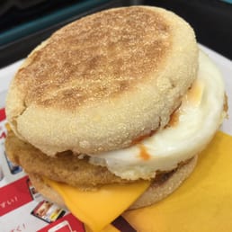 マクドナルド - 成田 マクドナルド成田空港第1ターミナル店 - Updated August 2025