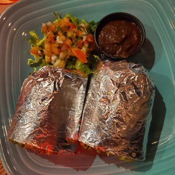 Papi's Tacos - Hampden - Mission Style Short Rib Burrito with Mole Poblano (recommend this salsa) - Bars Near Me - Baltimore, Maryland Papi's Tacos - Hampden - Mission Style Short Rib Burrito with Mole Poblano (recommend this salsa) - Bars Near Me - Baltimore, Maryland