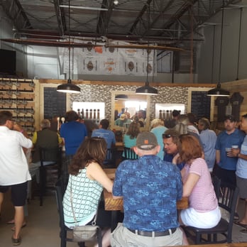 Outer Light Brewing Company - Tasting room - Breweries Near Me - Groton, Connecticut