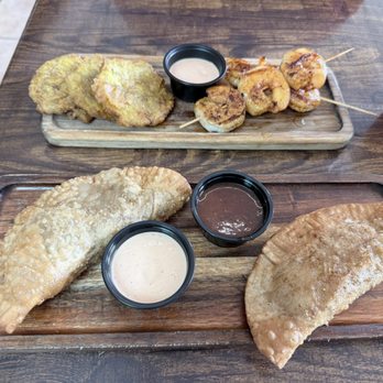 La Isla Restaurant - Appetizers - Puerto Rican Near Me - Wildwood, New Jersey La Isla Restaurant - Appetizers - Puerto Rican Near Me - Wildwood, New Jersey
