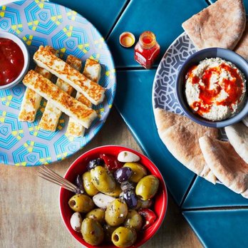 Nando's - Chicken Shop Near Me - Stirling, STG