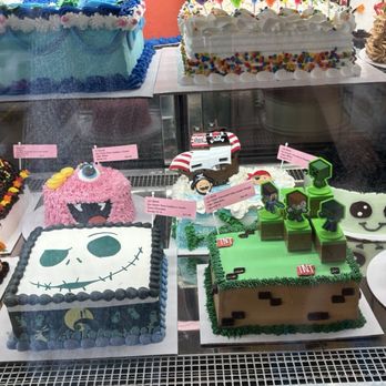 Baskin-Robbins - Display - Desserts Near Me - Murrieta, California Baskin-Robbins - Display - Desserts Near Me - Murrieta, California