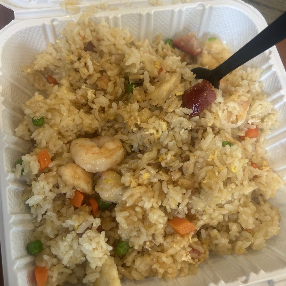 Pork and shrimp fried rice combo Pork and shrimp fried rice combo