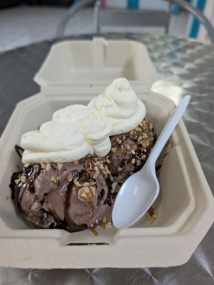 Sprinkles Ice Cream Shop Logo