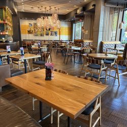 Nando's Peri-Peri - Inside dining area