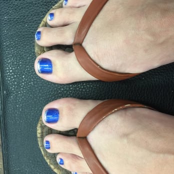 Nailpolish - Frozen Toes - Nail Salons Near Me - Long Beach, California