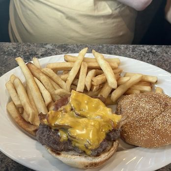 Amore's Grill & Spirits - Bacon cheeseburger with fries - Bars Near Me - Chesterfield, Michigan