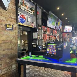 The Back 9 Sports Bar & Grill - Bar