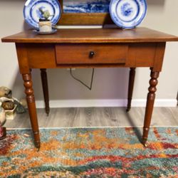 Janet's Antiques