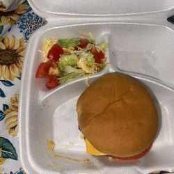 Orchard cafe - Cheeseburger and side salad