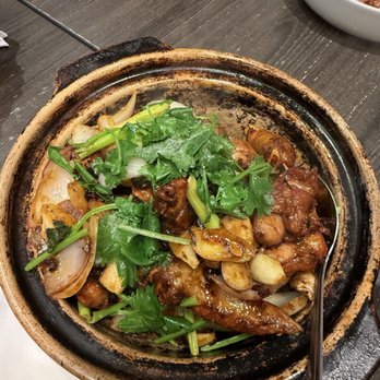 Yi Xin Cafe - Szechuan spicy jj chicken pot - Hong Kong Style Cafe Near Me - Honolulu, Hawaii