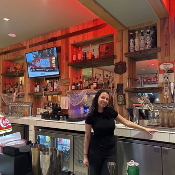 Nuri’s Tavern - bar (and great bartender! - Pizza Near Me - Orlando, Florida Nuri’s Tavern - bar (and great bartender! - Pizza Near Me - Orlando, Florida
