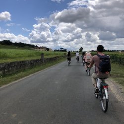 Bordeaux Wine Trails - bespoke wine tours in Bordeaux