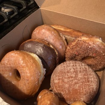 Donutgram - Half dozen: glazed, chocolate, raspberry filled, maple bar, crumb, dulce de leche, and some donut holes they threw in at no charge! - Donuts Near Me - Escondido, California Donutgram - Half dozen: glazed, chocolate, raspberry filled, maple bar, crumb, dulce de leche, and some donut holes they threw in at no charge! - Donuts Near Me - Escondido, California
