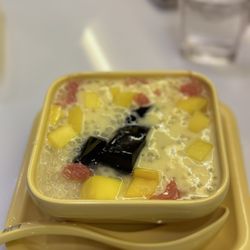 Sweethoney Dessert - Mango Pomelo Sago Grass Jelly