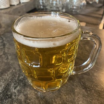 Three Bears Brewery and Restaurant - Pinery Pilsner, Three Bears Brewery - Brewpubs Near Me - Banff, Alberta Three Bears Brewery and Restaurant - Pinery Pilsner, Three Bears Brewery - Brewpubs Near Me - Banff, Alberta