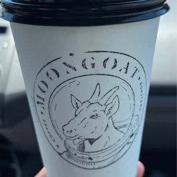 MoonGoat Coffee Roasters - Hot oat milk latte - Coffee Roasteries Near Me - Costa Mesa, California