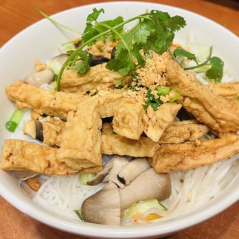 We Love Pho 2 - Vegetarian Vermicelli - Vietnamese Near Me - Long Beach, California