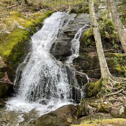 The lower falls. The lower falls.
