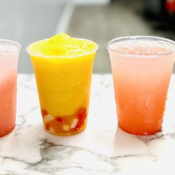 Mom’s Deli - Summer drink
