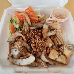 Pho Dimond - Vermicelli salad with chicken and spring rolls. So good.