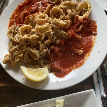 Cosimo's Poughkeepsie - Fried Calamari - Italian Near Me - Poughkeepsie, New York