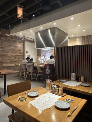 Gokigen Tori Yakitori Restaurant&Sake Bar by null