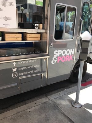Spoon & Pork by null