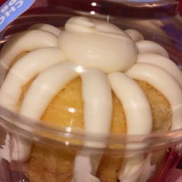 White Chocolate Raspberry Cake