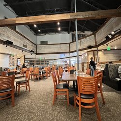 Black Angus Steakhouse - Inside