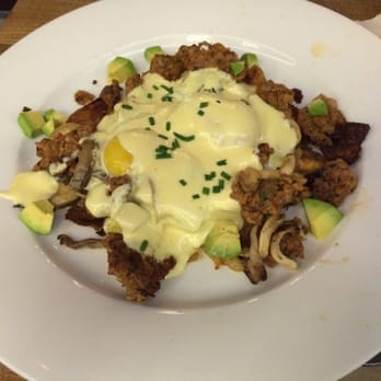 Earls Kitchen + Bar - Brunch Hash - Canadian (New) Near Me - Edmonton, Alberta Earls Kitchen + Bar - Brunch Hash - Canadian (New) Near Me - Edmonton, Alberta