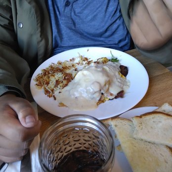 Touch of Paso - Bacon sausage and ham omelette with gravy, hash browns and toast. What a serving - Breakfast & Brunch Near Me - Paso Robles, California Touch of Paso - Bacon sausage and ham omelette with gravy, hash browns and toast. What a serving - Breakfast & Brunch Near Me - Paso Robles, California