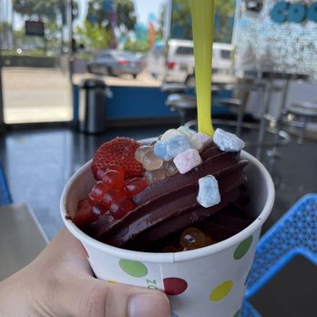 Lol Yogurt - Acai Sorbet Base with Toppings (TikTok: @justandyvu) - Desserts Near Me - Huntington Beach, California
