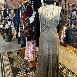 Grand Leader Mercantile - Vintage clothing
