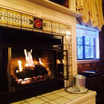 Mill Rose Inn - Cozy fireplace...so warm - Hotels Near Me - Half Moon Bay, California