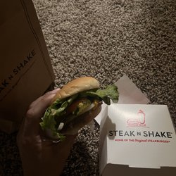 Steak 'n Shake - Does SpongeBob work here?