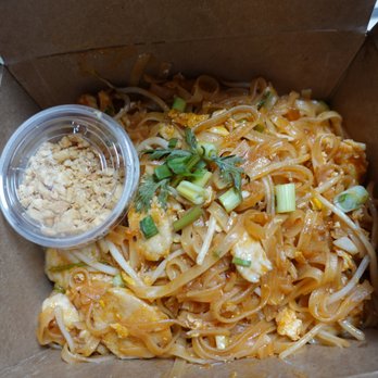Moi's Thai Cafe - Pad Thai looks "normal" but unfortunately deceived our taste buds... odd flavor and rubbery over-tender chicken - Thai Near Me - Penn Valley, California Moi's Thai Cafe - Pad Thai looks "normal" but unfortunately deceived our taste buds... odd flavor and rubbery over-tender chicken - Thai Near Me - Penn Valley, California