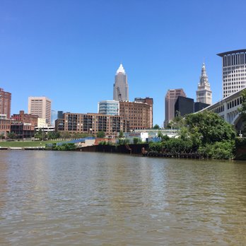 BrewBoat Cleveland - Boat Charters Near Me - Cleveland, Ohio