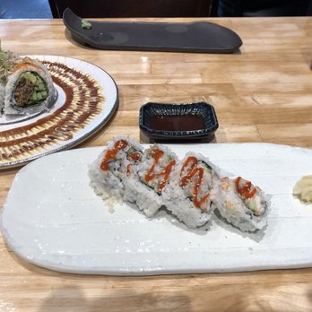 Tom Sushi - Spicy scallop roll - Sushi Bars Near Me - Vancouver, British Columbia Tom Sushi - Spicy scallop roll - Sushi Bars Near Me - Vancouver, British Columbia