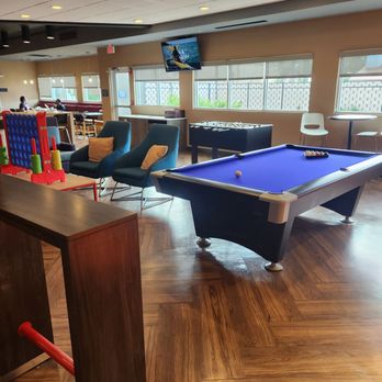 Tru By Hilton Savannah Midtown - Pool table, foose ball table , giant connect four - Hotels Near Me - Savannah, Georgia Tru By Hilton Savannah Midtown - Pool table, foose ball table , giant connect four - Hotels Near Me - Savannah, Georgia