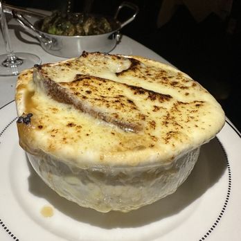 Hoexter’s - French onion soup - American Near Me - New York, New York Hoexter’s - French onion soup - American Near Me - New York, New York
