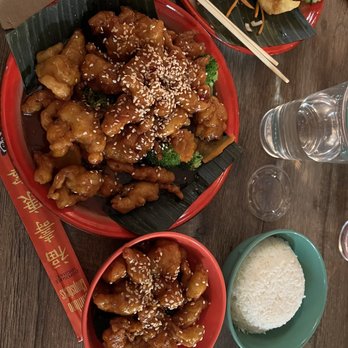 Sweet Basil - Sesame chicken and crab Rangoons. - Thai Near Me - Franklin, Wisconsin Sweet Basil - Sesame chicken and crab Rangoons. - Thai Near Me - Franklin, Wisconsin