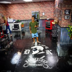 D K BARBER SHOP - Da Kine Barbershop!!