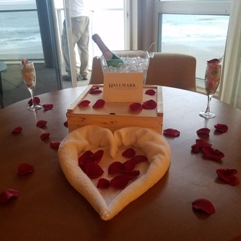 Hallmark Resort - Resorts Near Me - Newport, Oregon Hallmark Resort - Resorts Near Me - Newport, Oregon