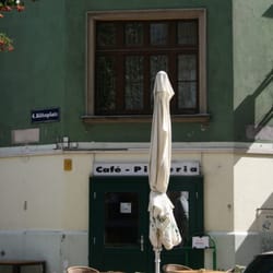 Café Crossover