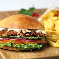 MrChicken - MrChicken - Dönner & Pommes