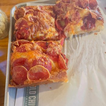 Old Chicago Pizza + Taproom - Amazing pizza! Great environment and wonderful service! Very kid friendly! - Pizza Near Me - FORT COLLINS, Colorado